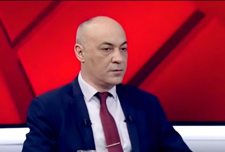 Ucuz neft arzusu tarix olur?